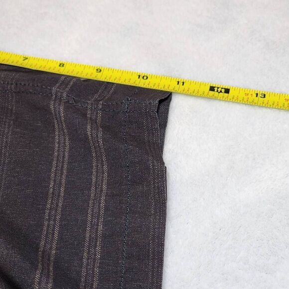 Volcom Hybrid Shorts 4-way stretch black gray striped men’s shorts 32 activewear - Picture 6 of 10